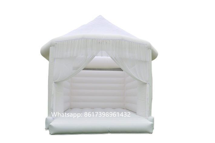 Inflatable wedding bounce castle FWC407